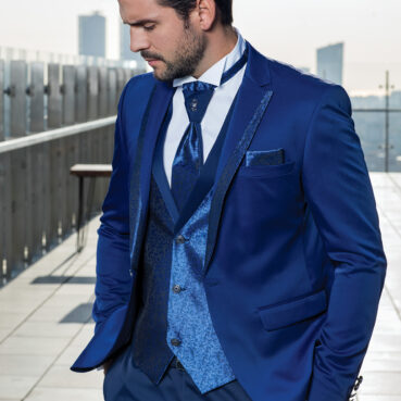 Erkek takım elbise smokin dış çekim ürün foto çekimi