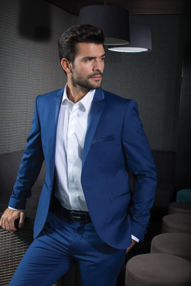 Erkek takım elbise smokin dış çekim ürün foto çekimi