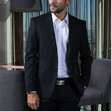 Erkek takım elbise smokin dış çekim ürün foto çekimi