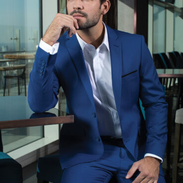 Erkek takım elbise smokin dış çekim ürün foto çekimi