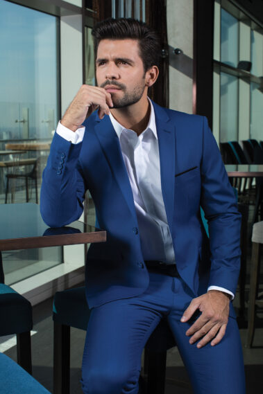 Erkek takım elbise smokin dış çekim ürün foto çekimi