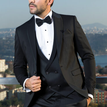 Erkek takım elbise smokin dış çekim ürün foto çekimi