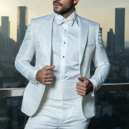 Erkek takım elbise smokin dış çekim ürün foto çekimi