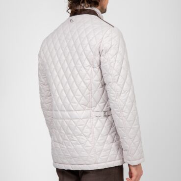 Erkek takım elbise smokin dış çekim ürün foto çekimi