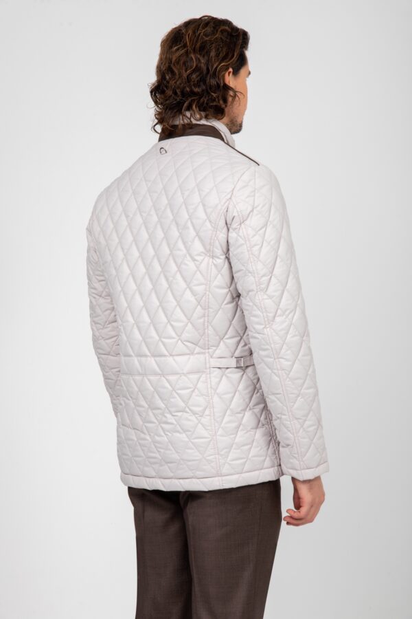 Erkek takım elbise smokin dış çekim ürün foto çekimi