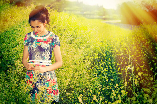 Kız çocuk elbise fotoğraf çekimi moda e-ticaret fotoğraf çekimi