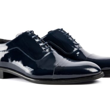 Ayakkabı fotograf cekimi erkek lacivert rugan klasik rugan